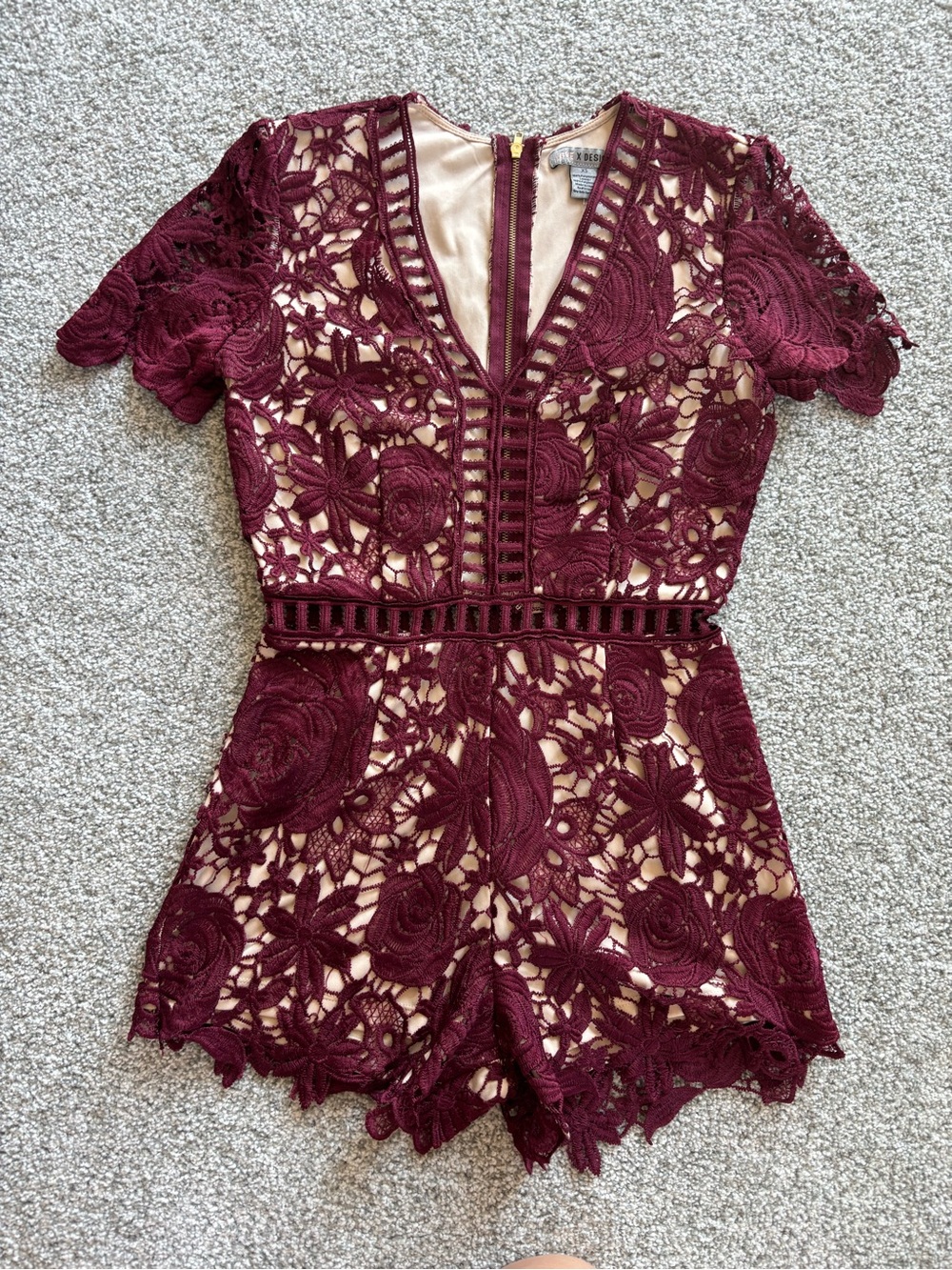 Love X Design Burgundy Floral Lace Romper XS Boho Crochet Cutout - Picture 7 of 15
